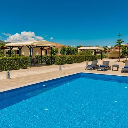Vakantiehuis Giannoulis Village Agios Kyrikos (Zakynthos)